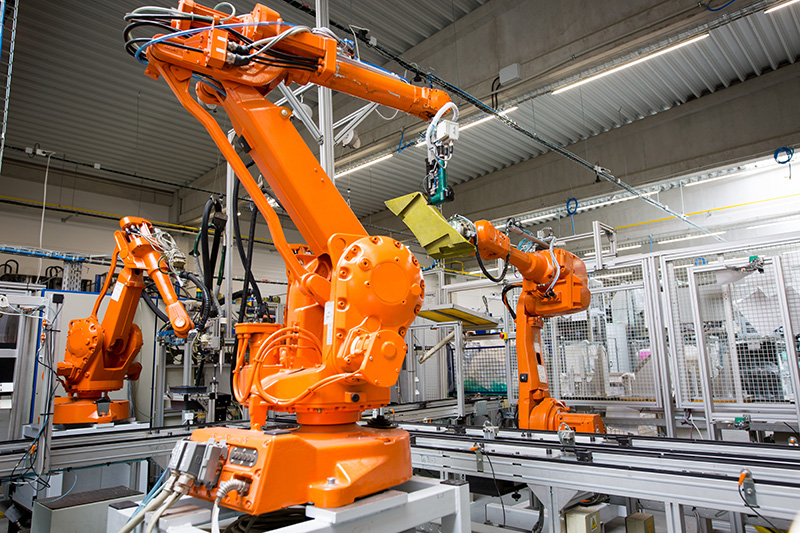 Industrial,Automatic,Robot,Arms,In,The,Production,Line,,Inteligent,Factory